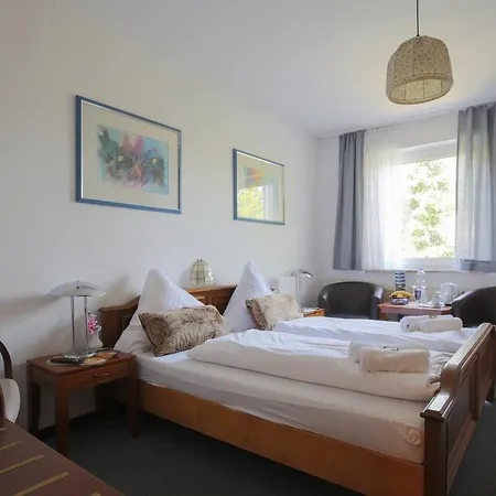 Historisches Rathaus Hotel *